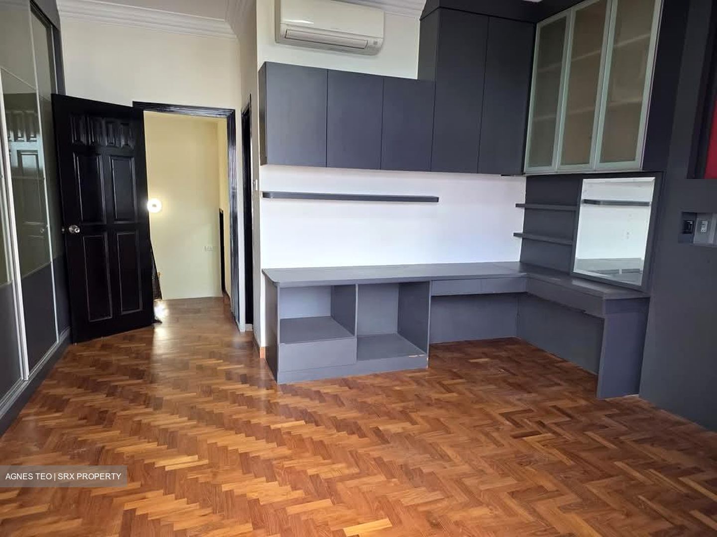 Westwood Crescent (D22), Terrace #572236121
